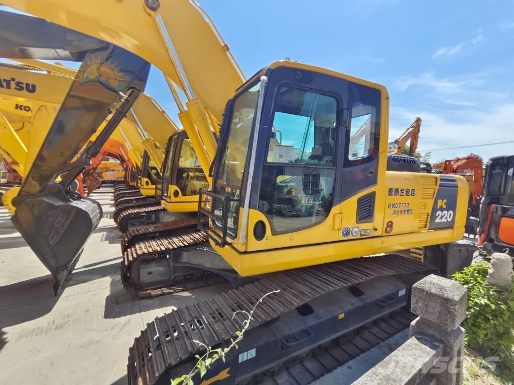 Komatsu PC 220-8 Paletli ekskavatörler