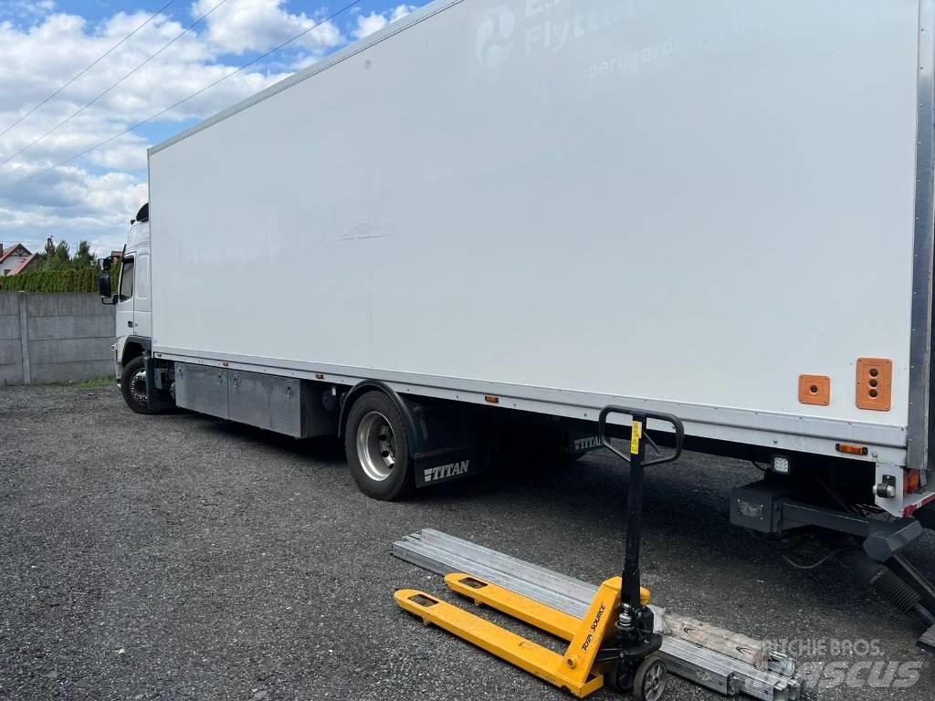 Volvo FM 330 Kapali kasa kamyonlar