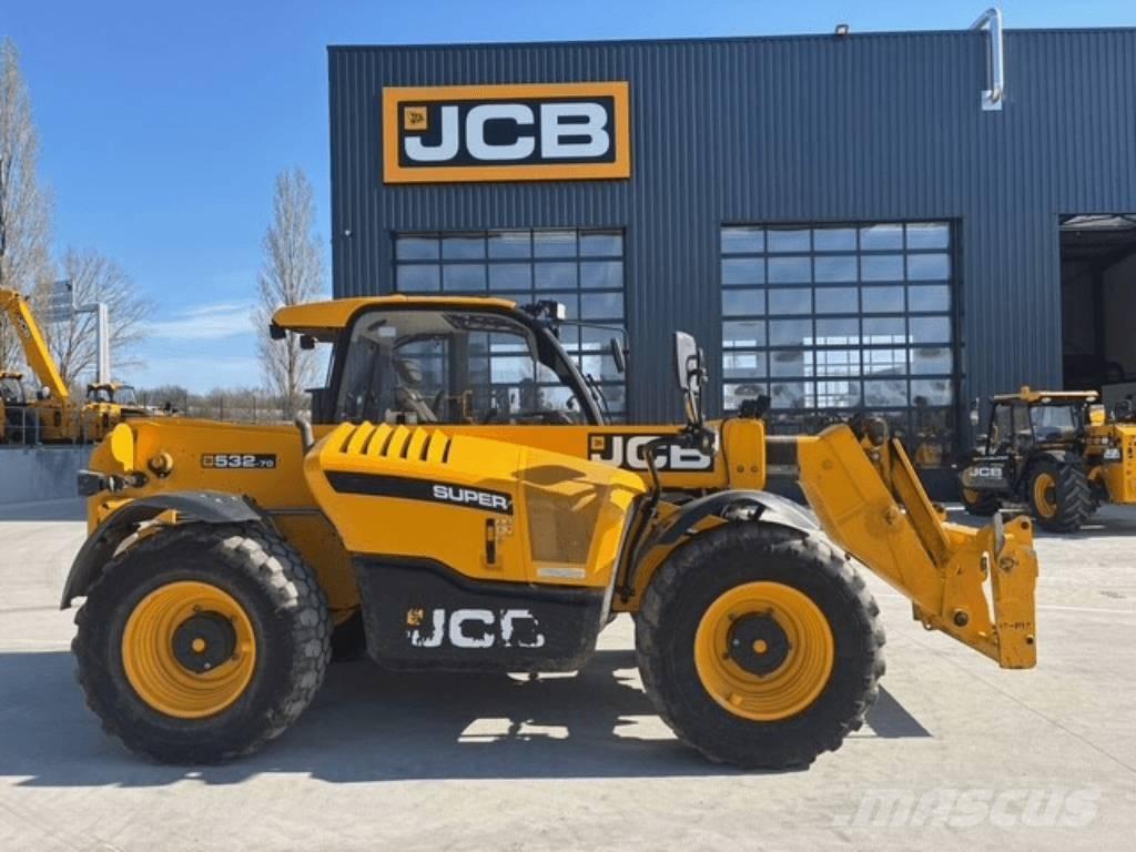 JCB 532-70 Tarimsal teleskopik yükleyiciler