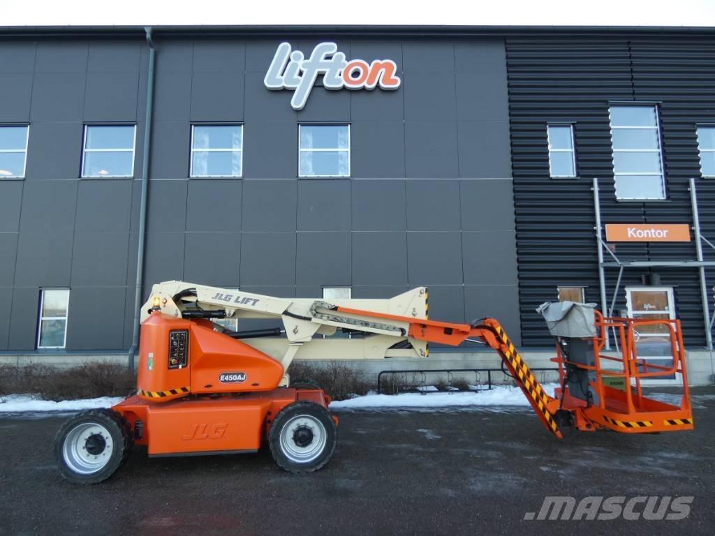 JLG E 450AJ  Bomlift Körüklü personel platformları