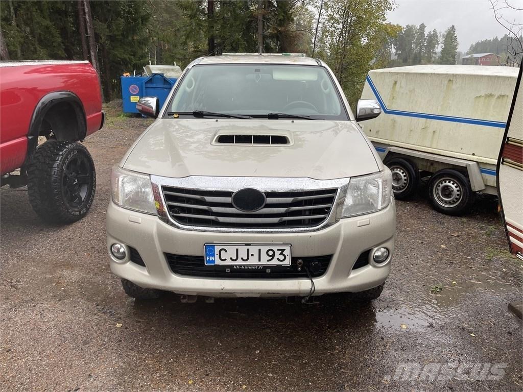 Toyota Hilux Belediye / genel amaçli araçlar