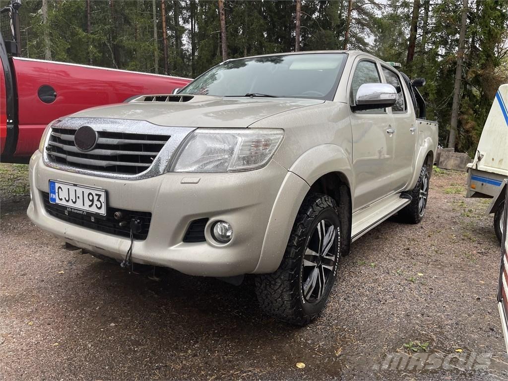 Toyota Hilux Belediye / genel amaçli araçlar