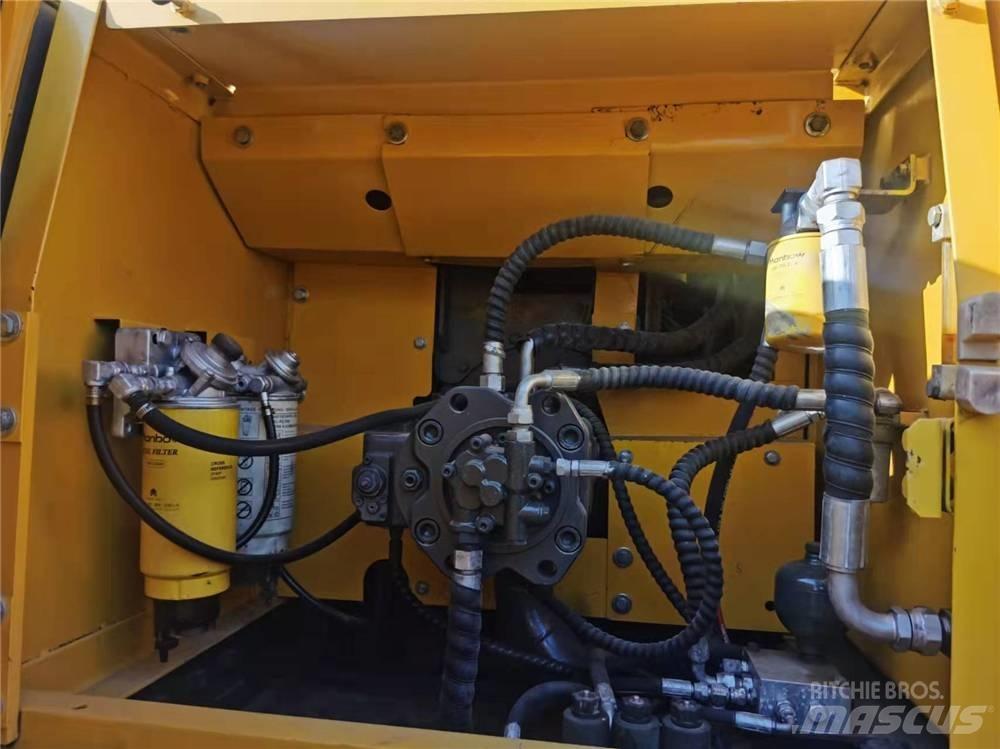 Volvo EC210D Paletli ekskavatörler