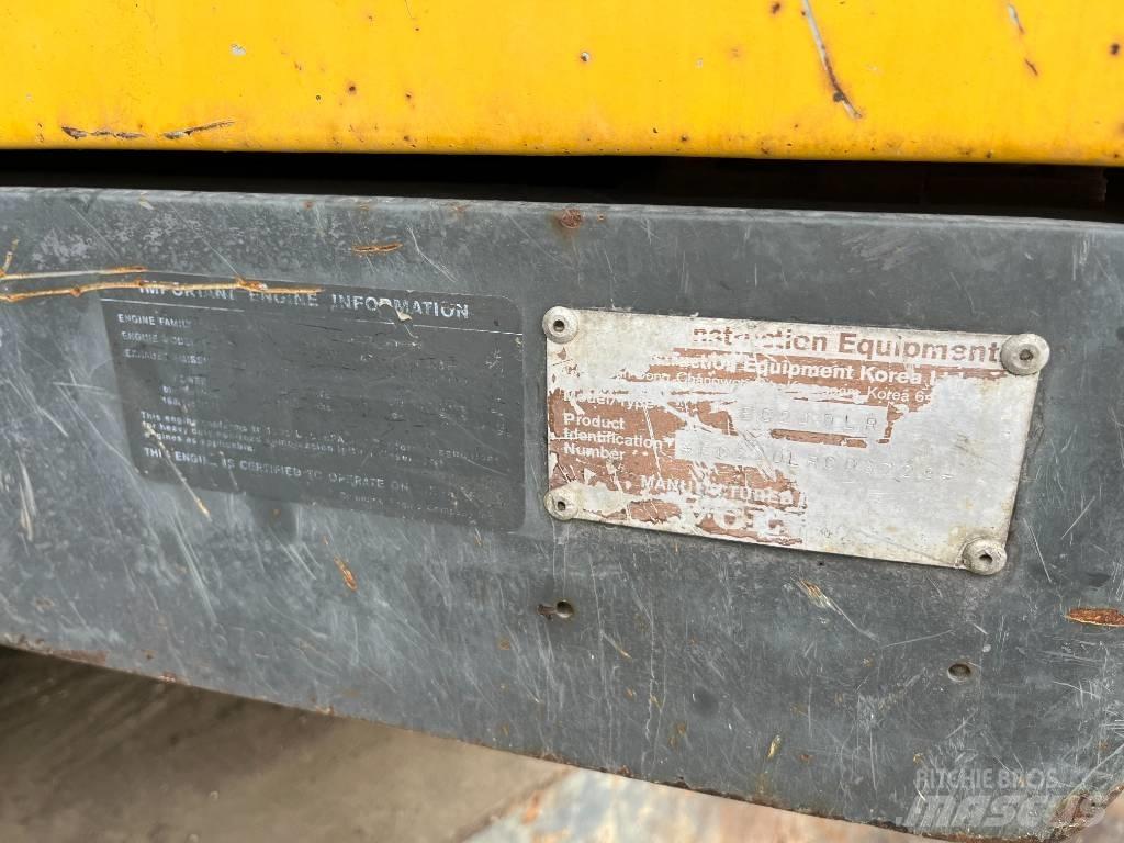 Volvo EC 240 LR Uzun bomlu ekskavatörler