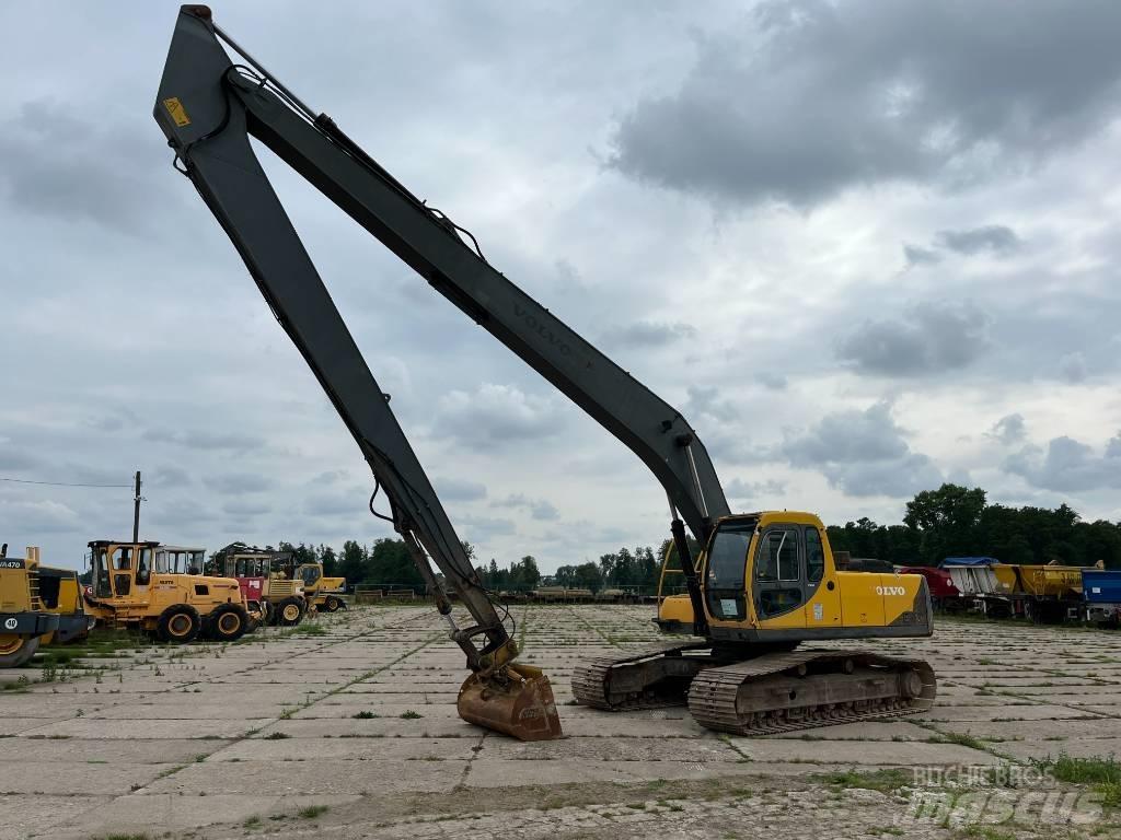Volvo EC 240 LR Uzun bomlu ekskavatörler