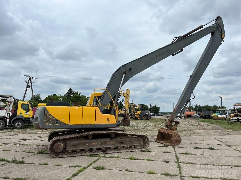 Volvo EC 240 LR Uzun bomlu ekskavatörler