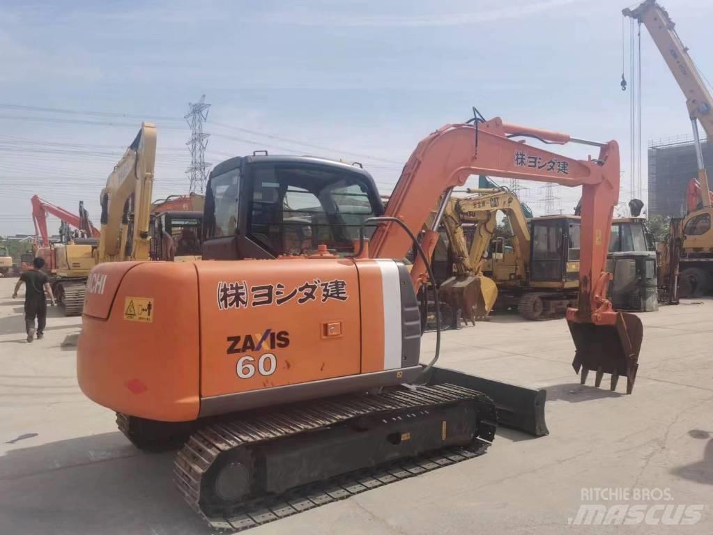 Hitachi ZX 60 Mini ekskavatörler, 7 tona dek