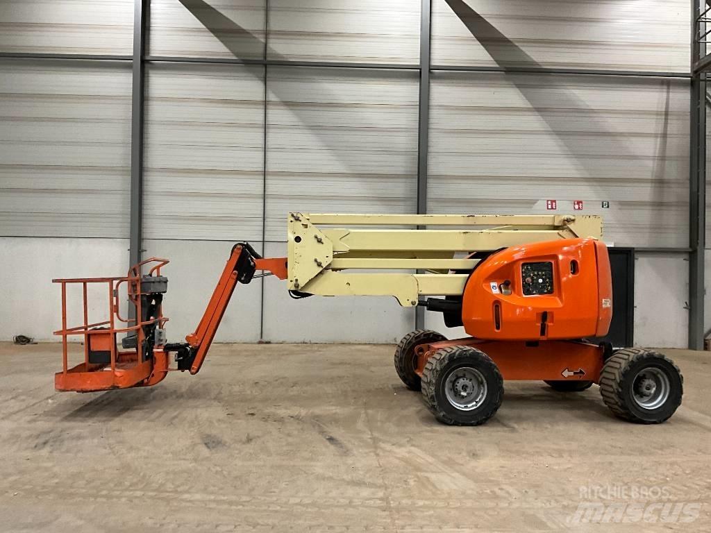 JLG 450 AJ Körüklü personel platformları