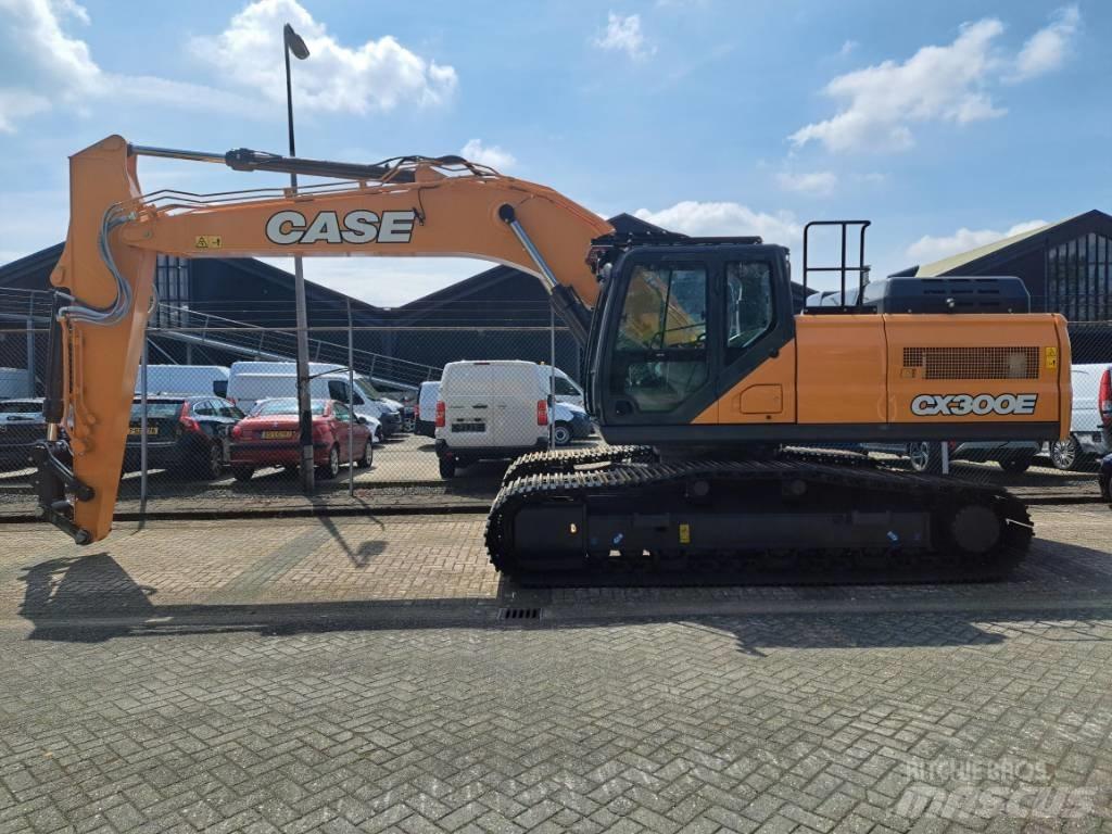 CASE CX300E Paletli ekskavatörler
