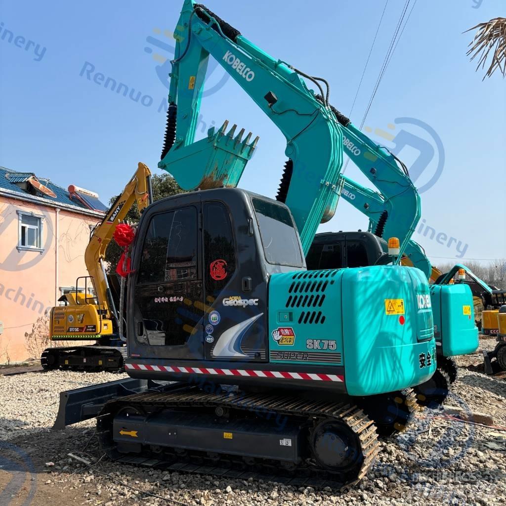 Kobelco SK75 Paletli ekskavatörler