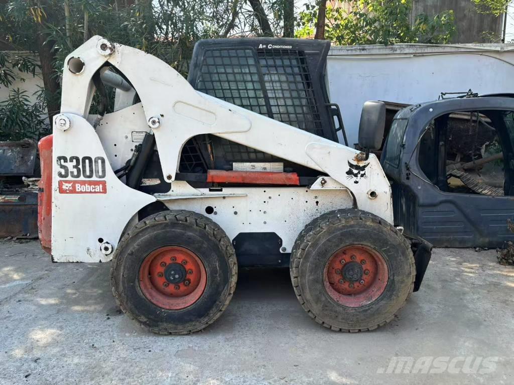 Bobcat S 300 Skid steer loderler