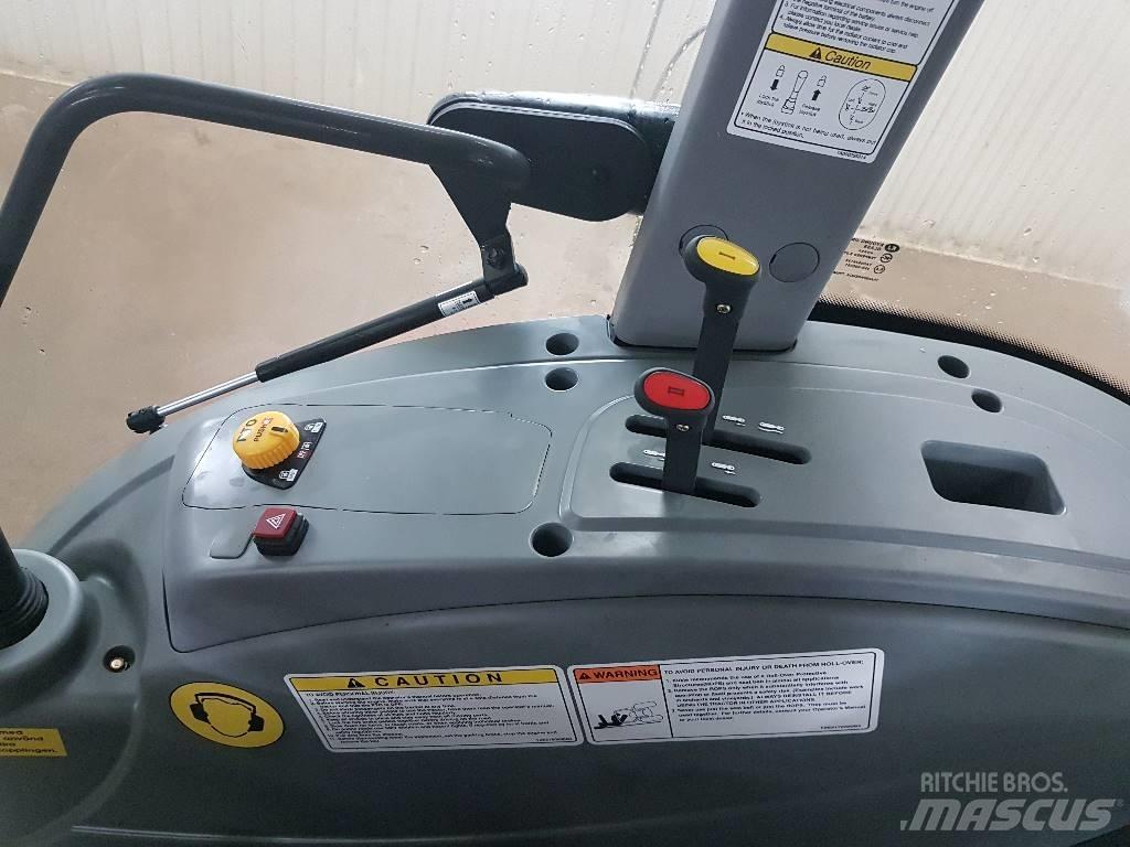 Branson 5025C Traktörler