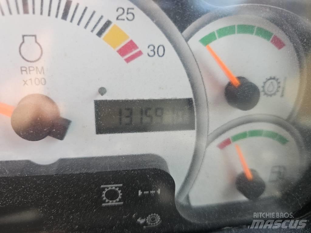 CAT 725 Belden kirma kaya kamyonu
