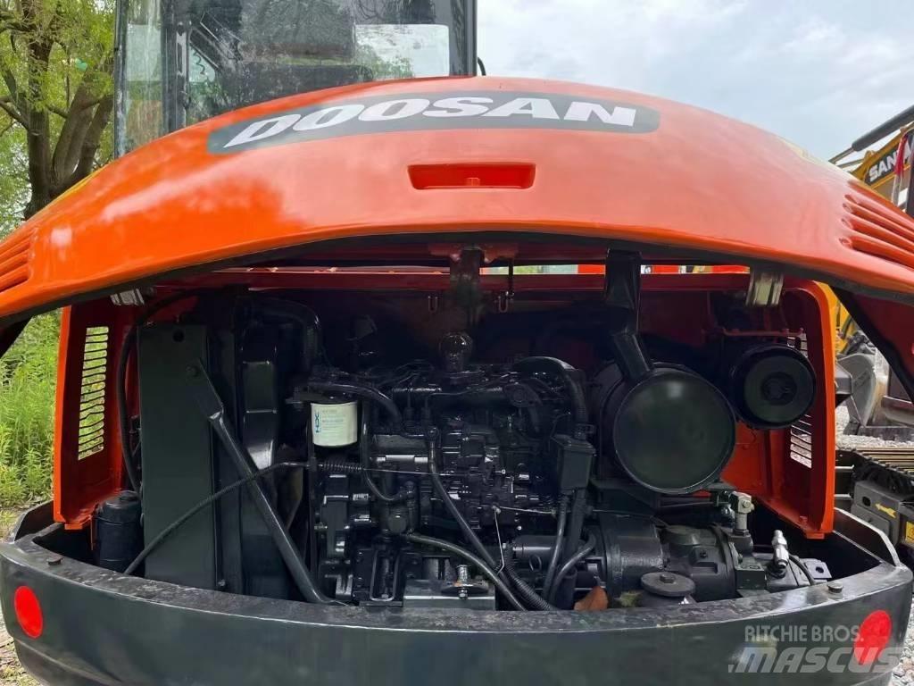 Doosan DH 60-7 Mini ekskavatörler, 7 tona dek