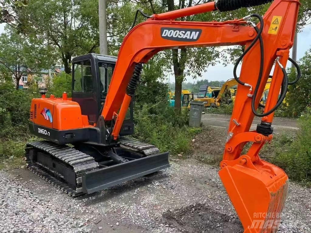 Doosan DH 60-7 Mini ekskavatörler, 7 tona dek