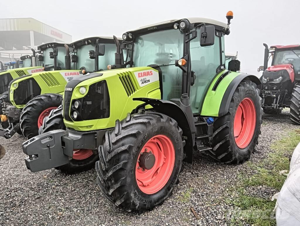 CLAAS Arion 440 Traktörler