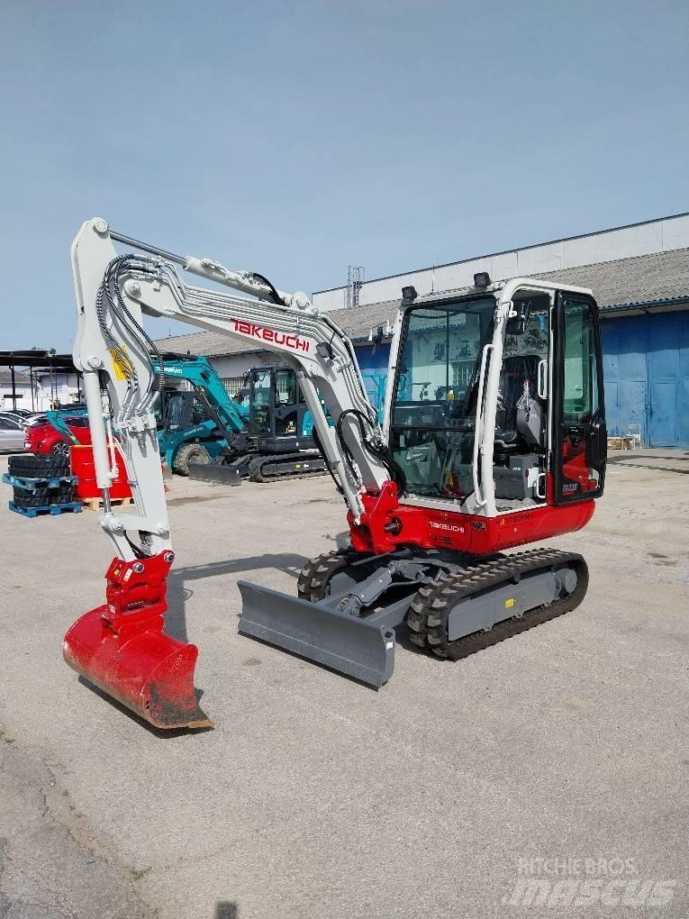 Takeuchi TB230 Mini ekskavatörler, 7 tona dek