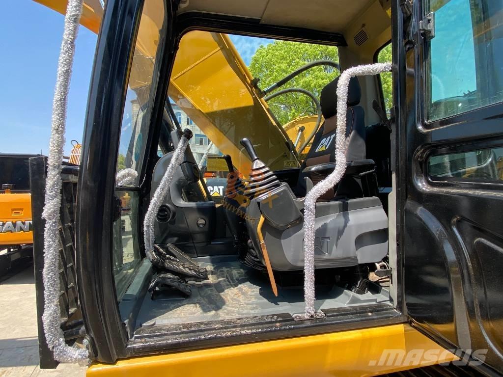 CAT 320 D Paletli ekskavatörler