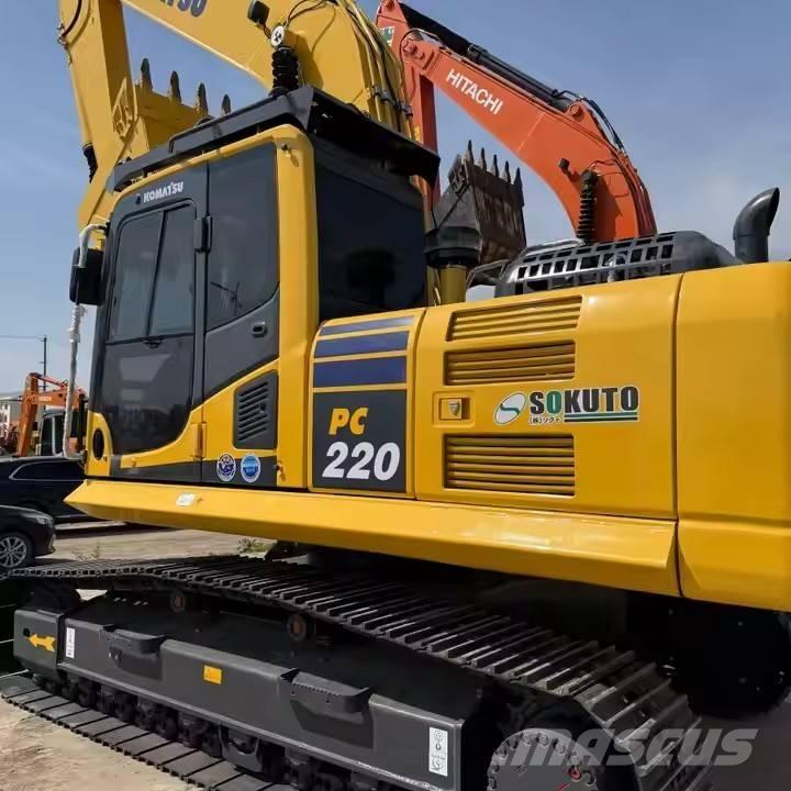 Komatsu PC 220 LC-8 Paletli ekskavatörler