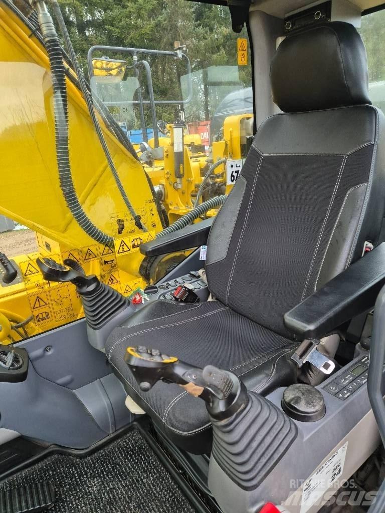 Komatsu PC210 LC-11 Paletli ekskavatörler
