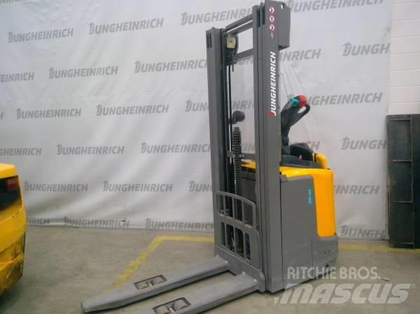 Jungheinrich ERC 212 Akülü depo ekipmanları