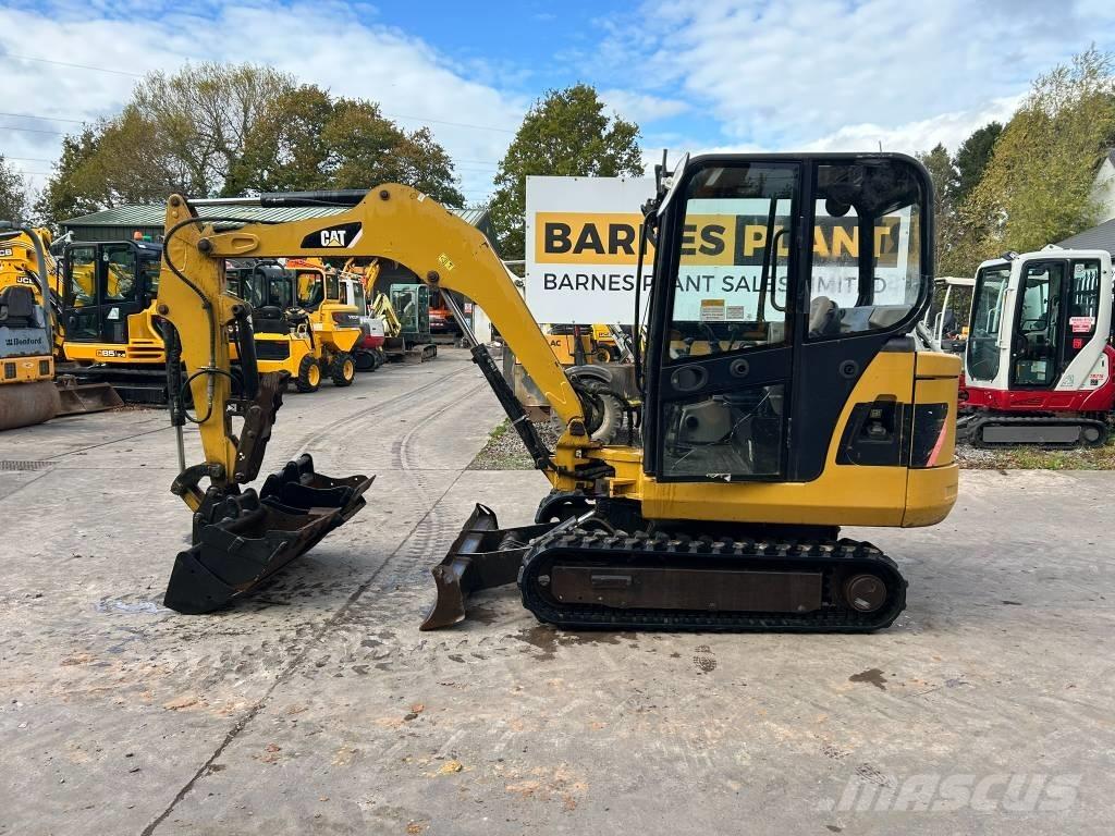 CAT 302.5 C Mini ekskavatörler, 7 tona dek