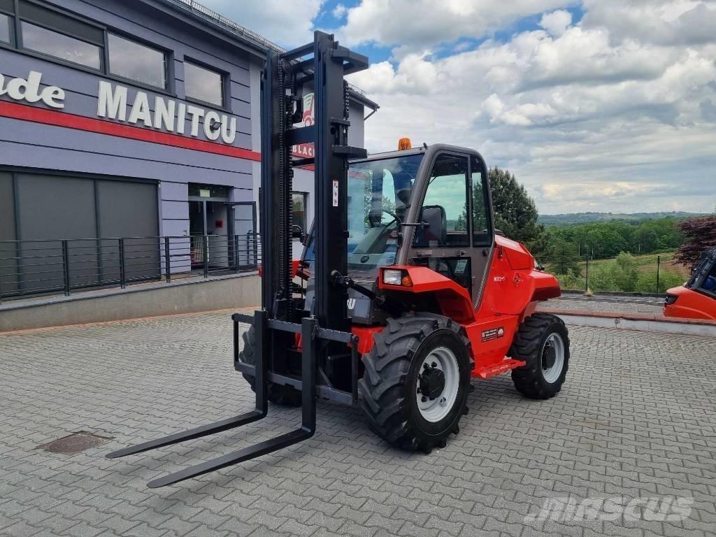 Manitou M26-4 Arazi tipi forklift