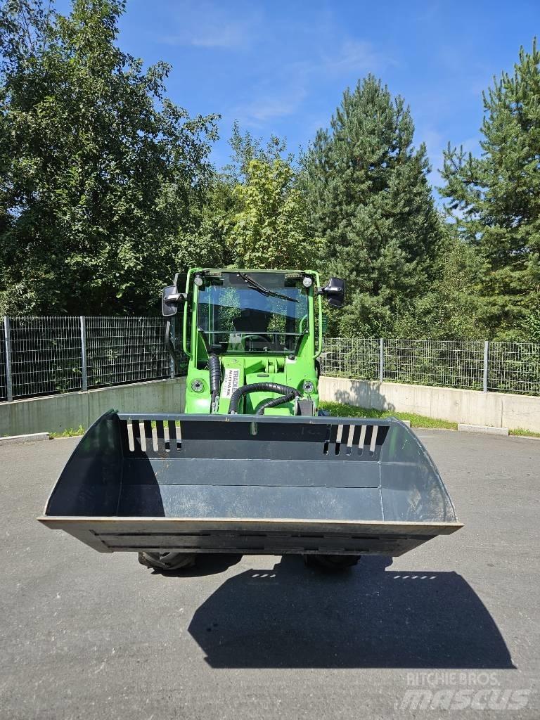 Avant 760 I Çok amaçlı yükleyiciler