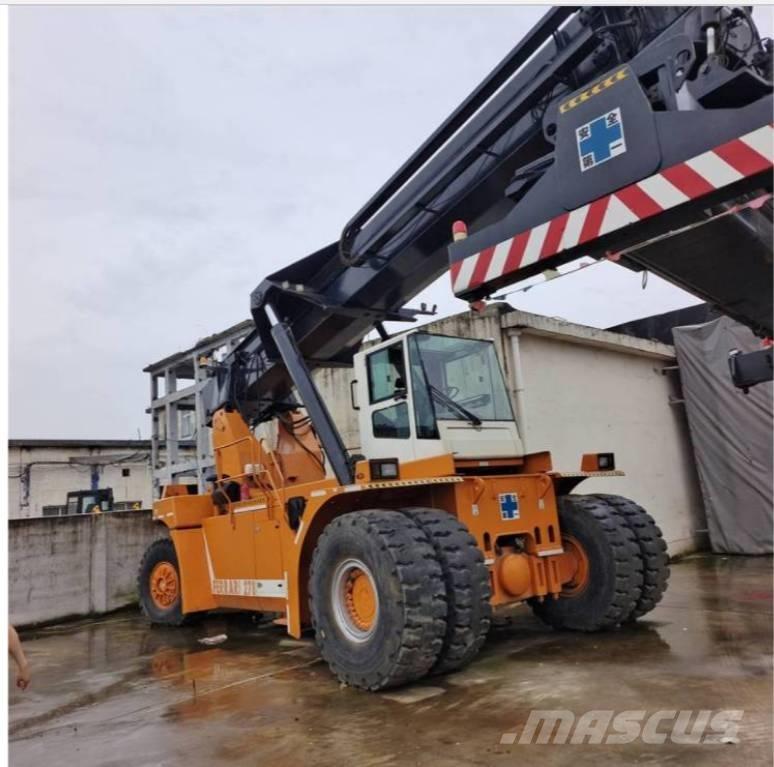 Ferrari 278 Konteyner istifleyiciler - reach stacker