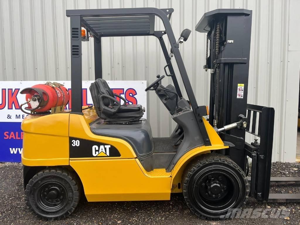 CAT GP30NT LPG'li forkliftler
