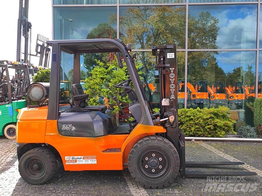 Toyota 7FG35 LPG'li forkliftler
