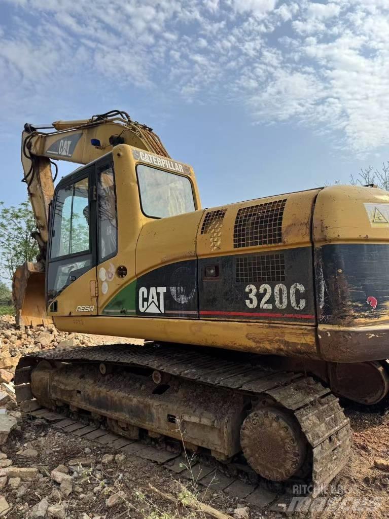 CAT 320 C Paletli ekskavatörler