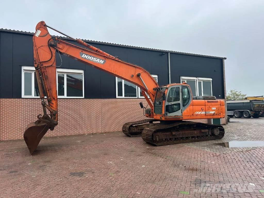 Doosan DX255LC Paletli ekskavatörler