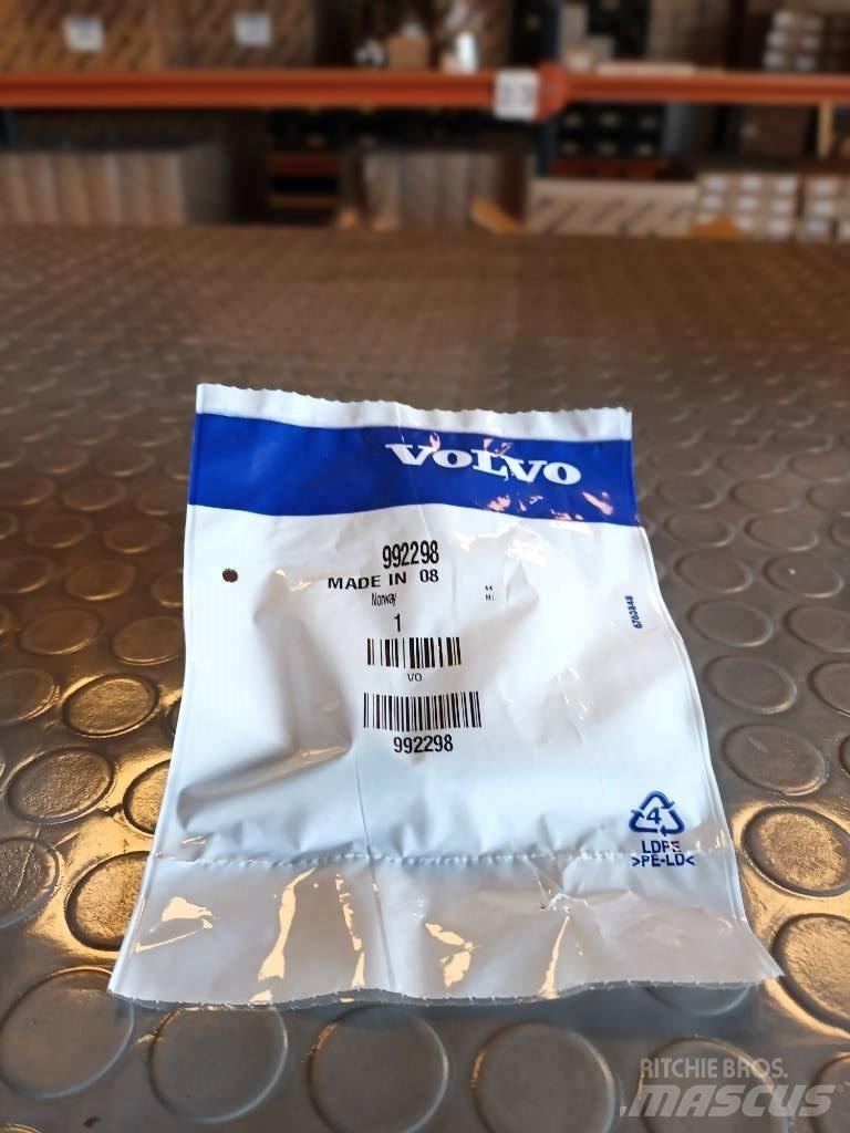Volvo NIPPLE 992298 Diger aksam