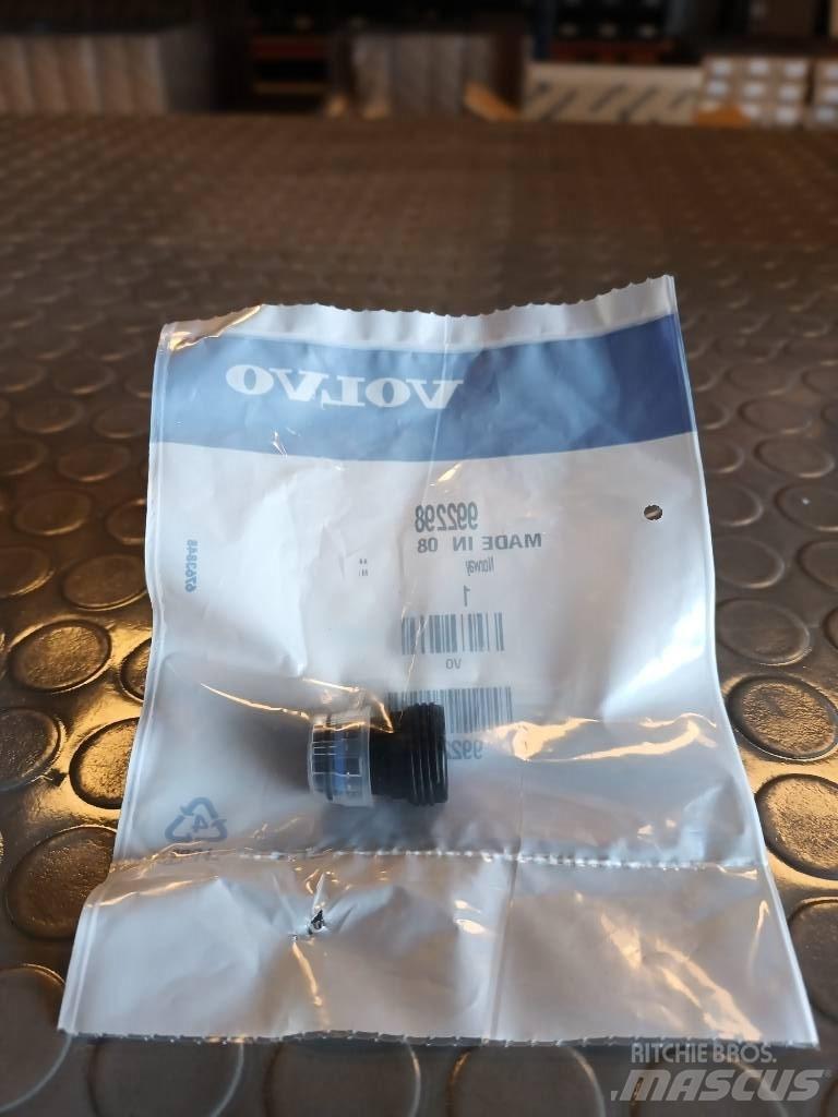 Volvo NIPPLE 992298 Diger aksam