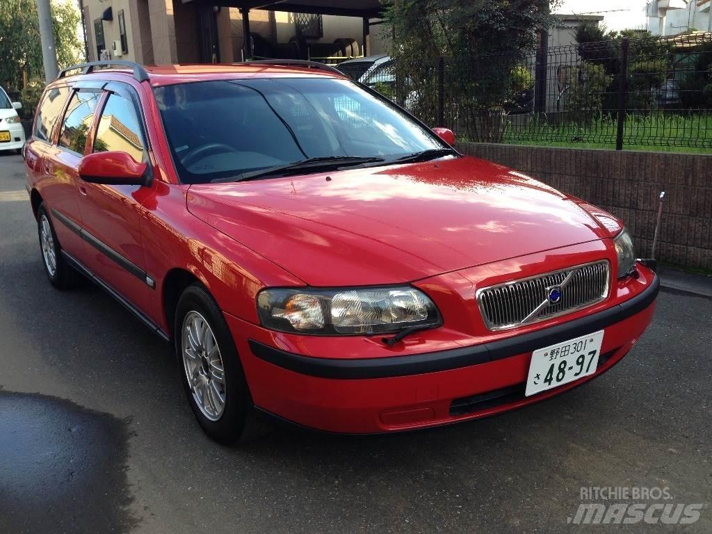 Volvo LA-SB5244W Otomobiller