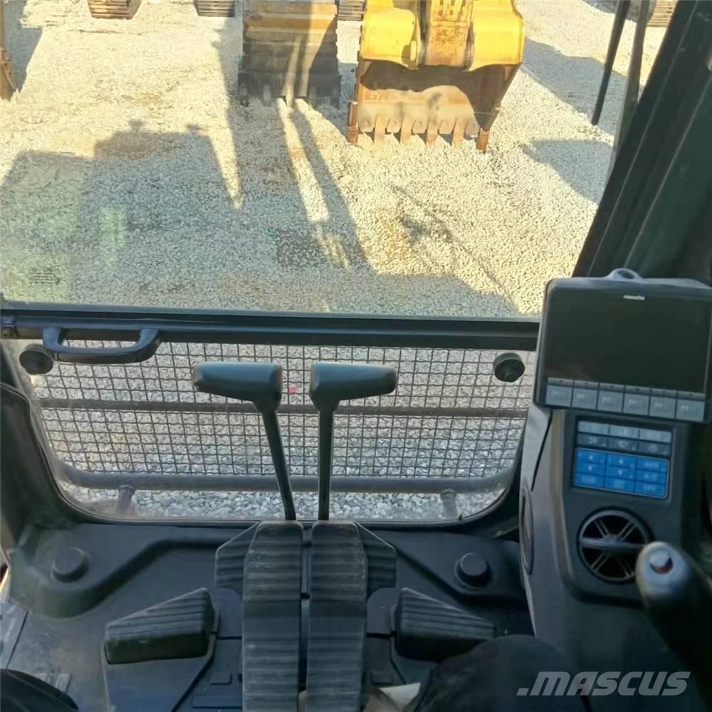 Komatsu PC450-8 Paletli ekskavatörler