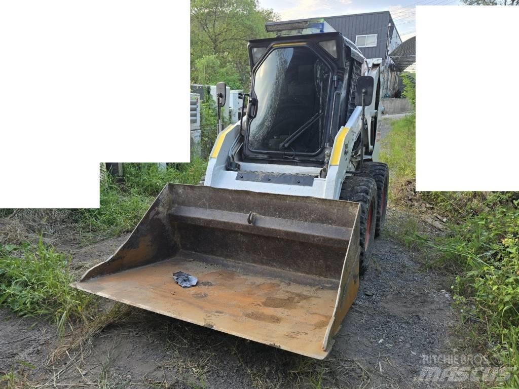 Bobcat S 205 Skid steer loderler
