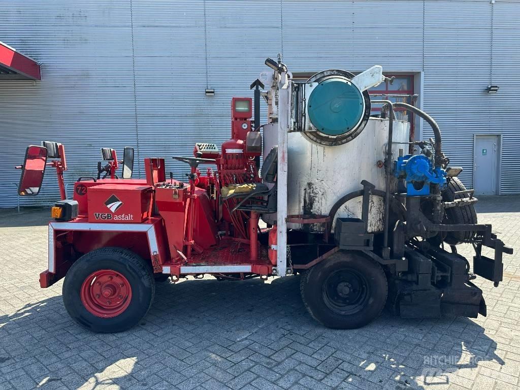 Burtec TSM 1000 L Bitüm pülverizatörleri