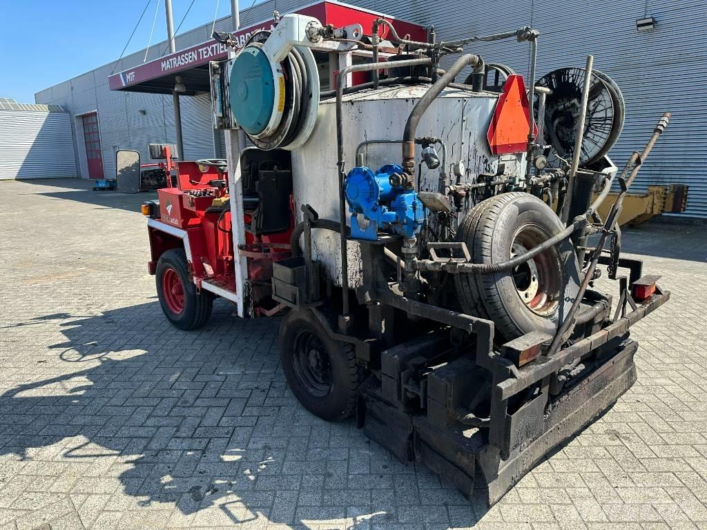 Burtec TSM 1000 L Bitüm pülverizatörleri