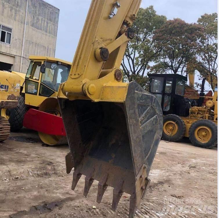 Komatsu pc220-8 Paletli ekskavatörler