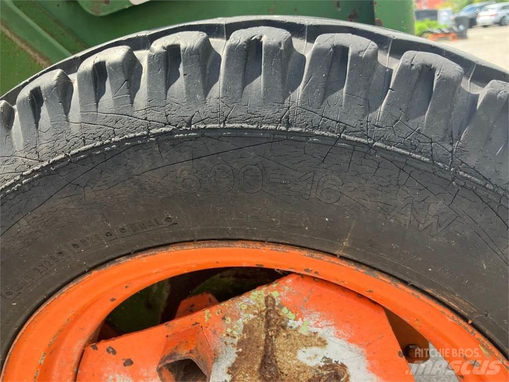 Amazone D8 / 30 E Mibzerler