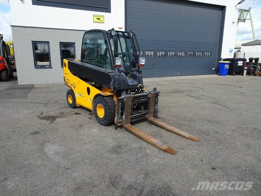 JCB TLT30 Teleskopik yükleyiciler