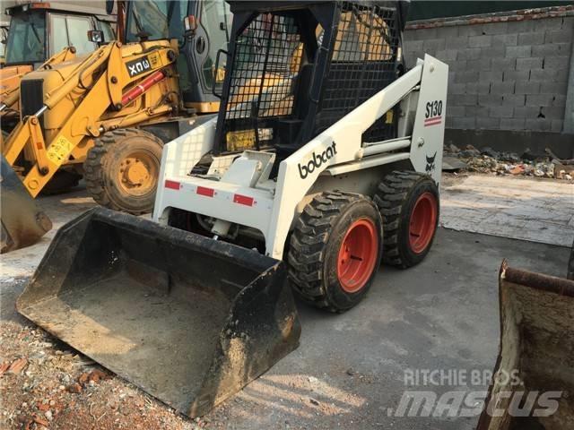 Bobcat S 130 Skid steer loderler