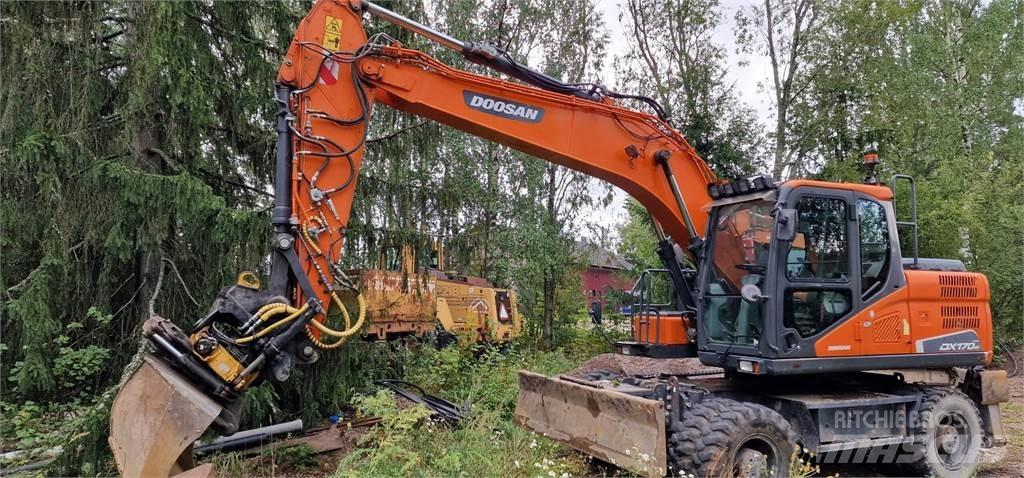 Doosan DX170W Lastik tekerli ekskavatörler