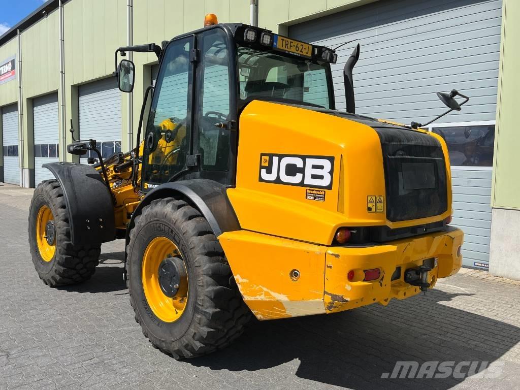 JCB TM 420 Tarimsal teleskopik yükleyiciler