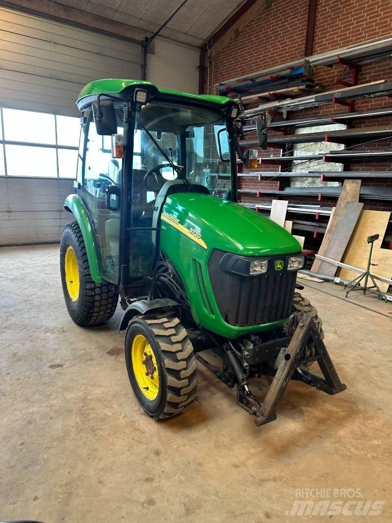 John Deere 3720 Traktörler