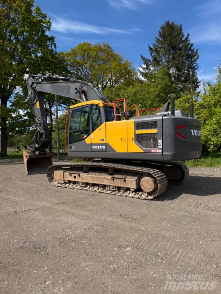 Volvo EC 220 EL Paletli ekskavatörler