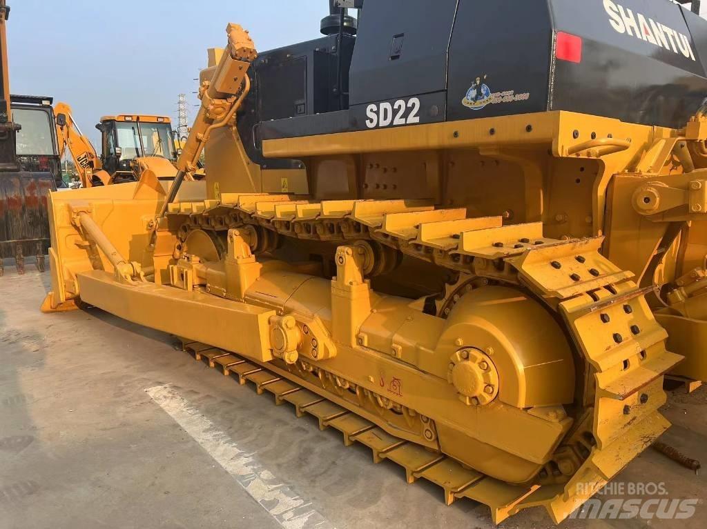 Shantui SD 22 Paletli dozerler