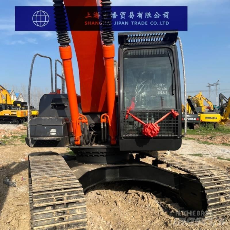 Hitachi ZX 240 Paletli ekskavatörler